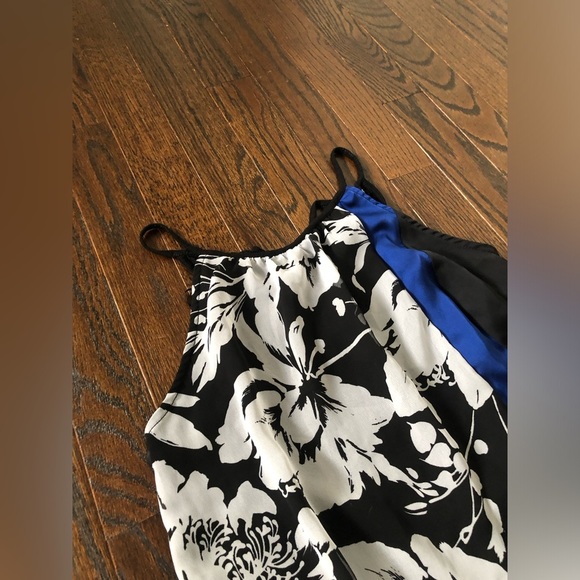 Express Womens XS Black/Blue Floral Ruched Halter High-Neck Elastic Waist Blouse - Picture 3 of 10